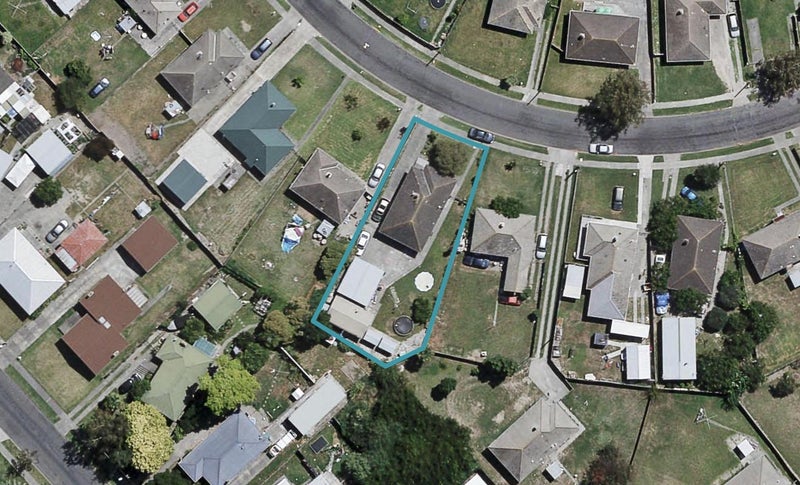 20 Charles Corner Crescent, Maraenui, Napier - Carousel 1