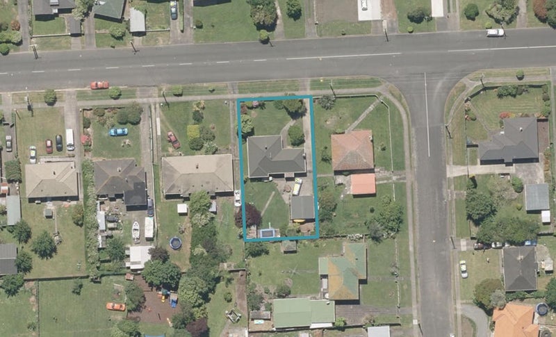26 Wakefield Street, Whanganui East, Whanganui - Carousel 1