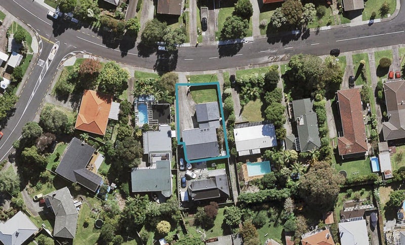 40 Eban Avenue, Hillcrest, Auckland - Carousel 1