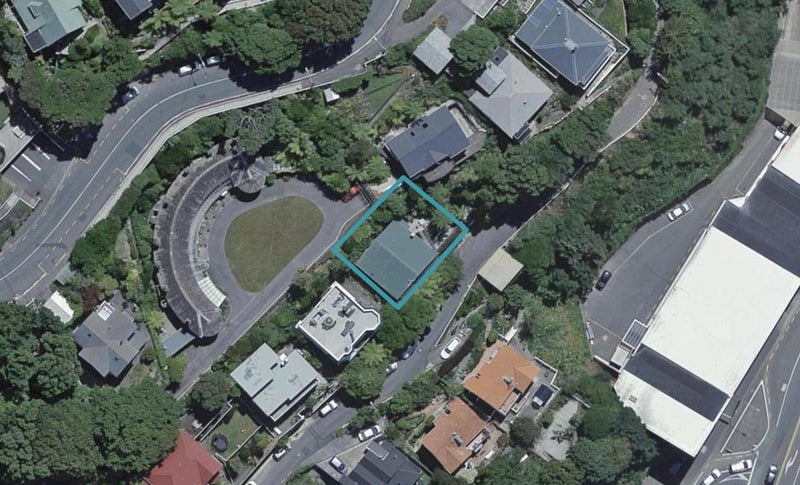 9 Frandi Street, Thorndon, Wellington - Carousel 1