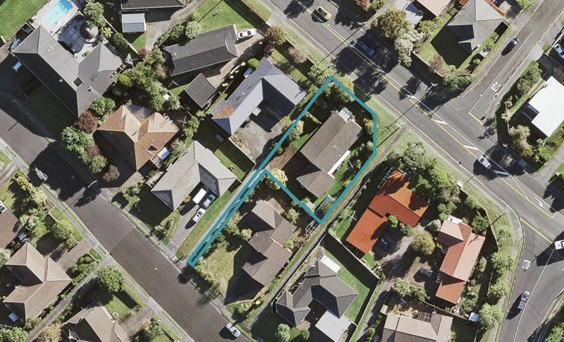 11 Mariposa Avenue, Lynfield, Auckland - Carousel 1