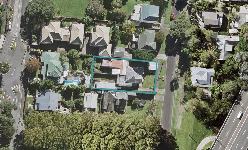 24 Princes Street, Northcote Point, Auckland - Carousel 1