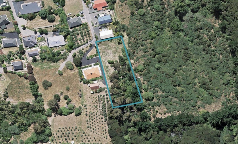 15 Vangioni Lane, Akaroa, Akaroa - Carousel 1