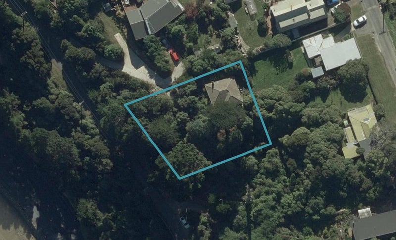 24 Oxley Crescent, Broad Bay, Dunedin - Carousel 1