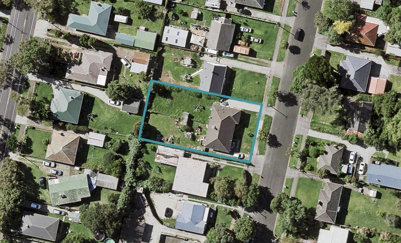 33 Kawiti Avenue, Point England, Auckland - Carousel 1