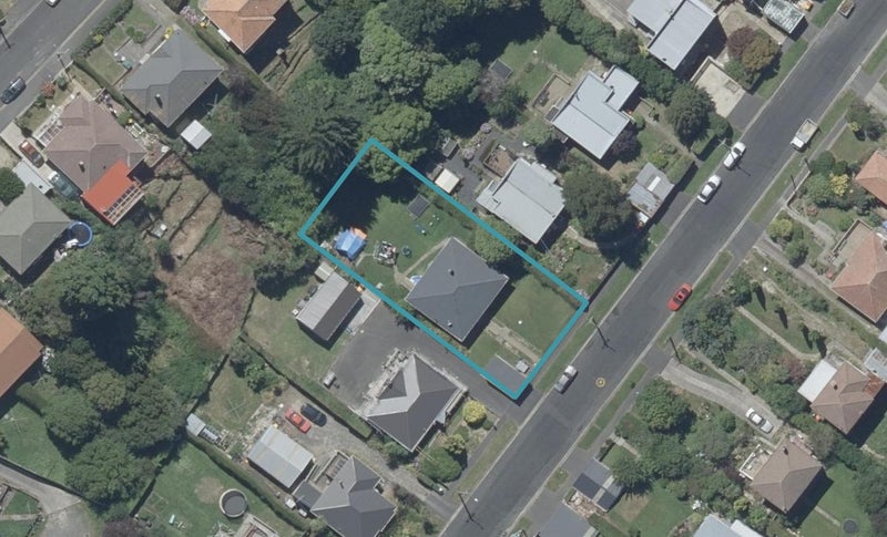 17 Strathearn Avenue, Wakari, Dunedin - Carousel 1