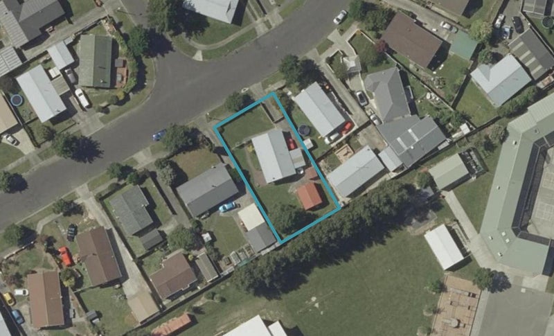 80 Hillcrest Drive, Kelvin Grove, Palmerston North - Carousel 1