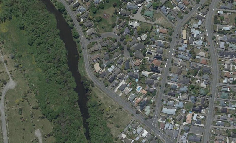 2/48 Lake Terrace Road, Burwood, Christchurch - Carousel 1