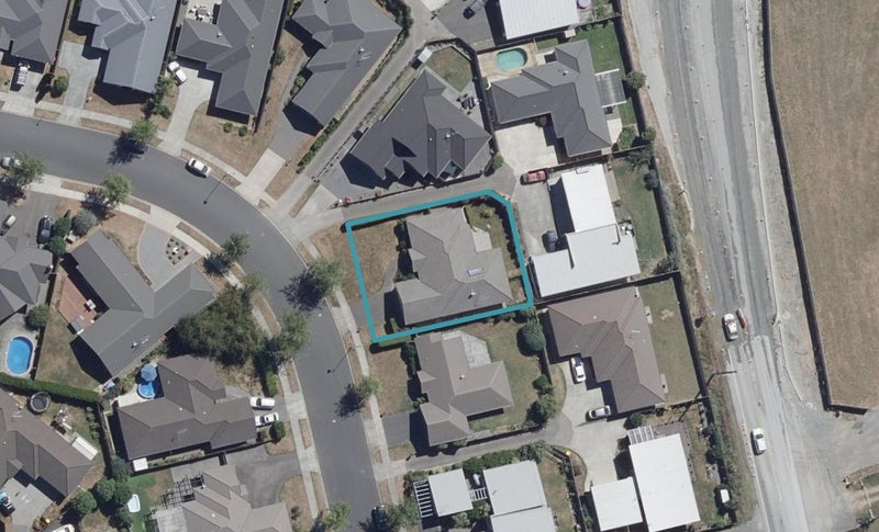 25 Wiltshire Drive, Huntington, Hamilton - Carousel 1