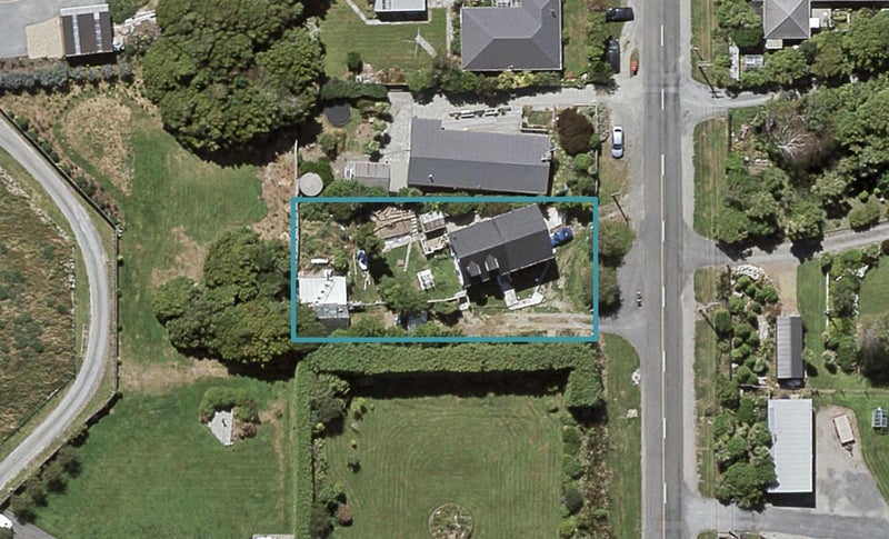 28 Black Road, Otatara - Carousel 1