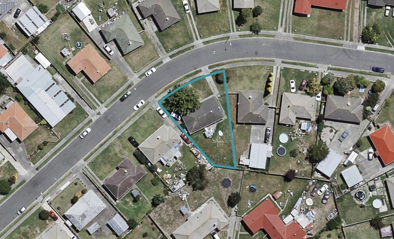 24 Cottrell Crescent, Onekawa, Napier - Carousel 1