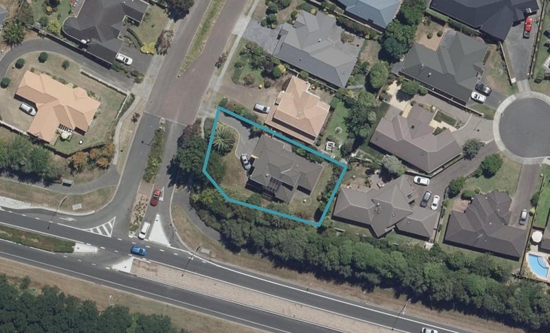 2 Huntington Drive, Huntington, Hamilton - Carousel 1