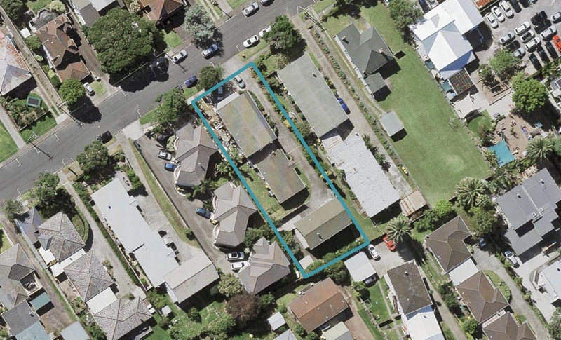 1/8 Tennyson Avenue, Takapuna, Auckland - Carousel 1
