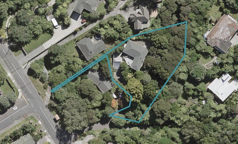 1A Palm Grove, Belmont, Lower Hutt - Carousel 1