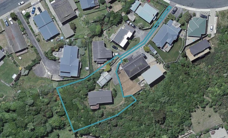 4 Sunhaven Drive, Newlands, Wellington - Carousel 1