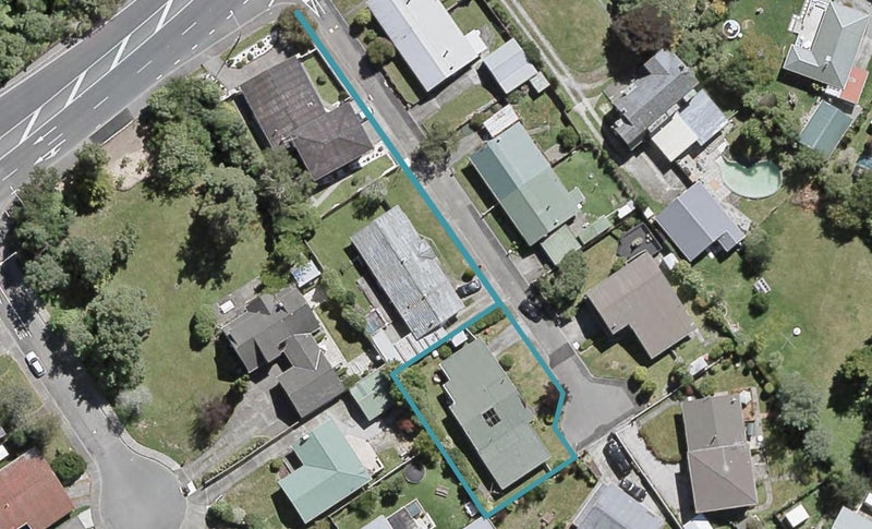3 Cederholm Grove, Brown Owl, Upper Hutt - Carousel 1