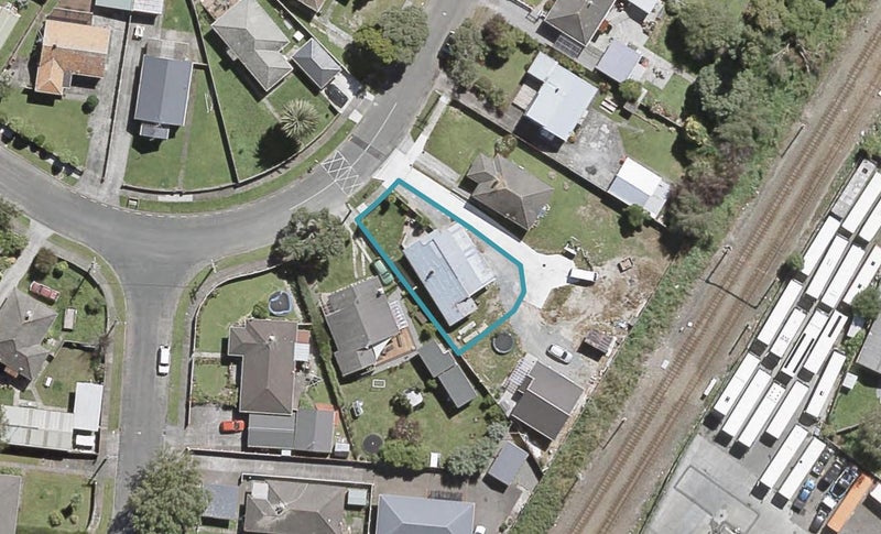 6 Petherick Street, Taita, Lower Hutt - Carousel 1