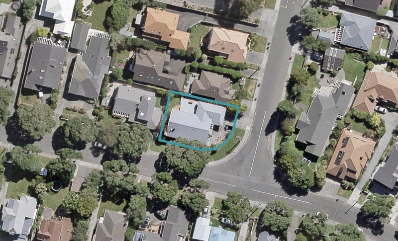 1 Kauri Street, Woburn, Lower Hutt - Carousel 1