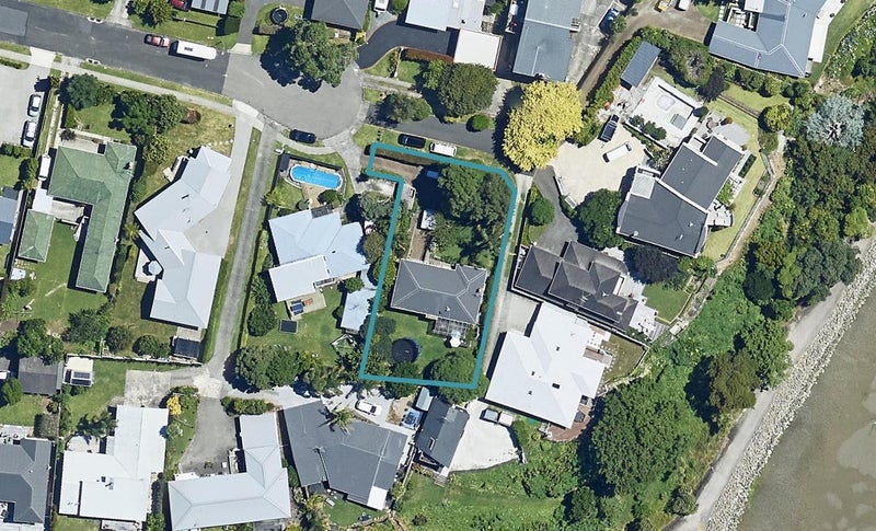 23 Roderick Street, Otumoetai, Tauranga - Carousel 1
