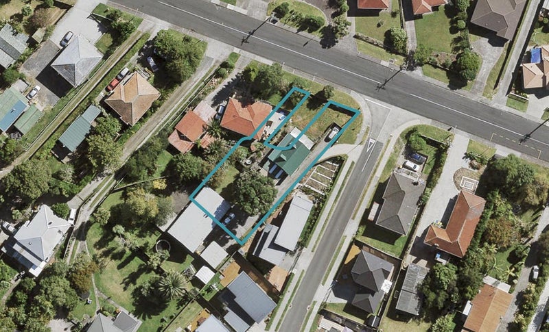 7/21 Awaroa Road, Sunnyvale, Auckland - Carousel 1