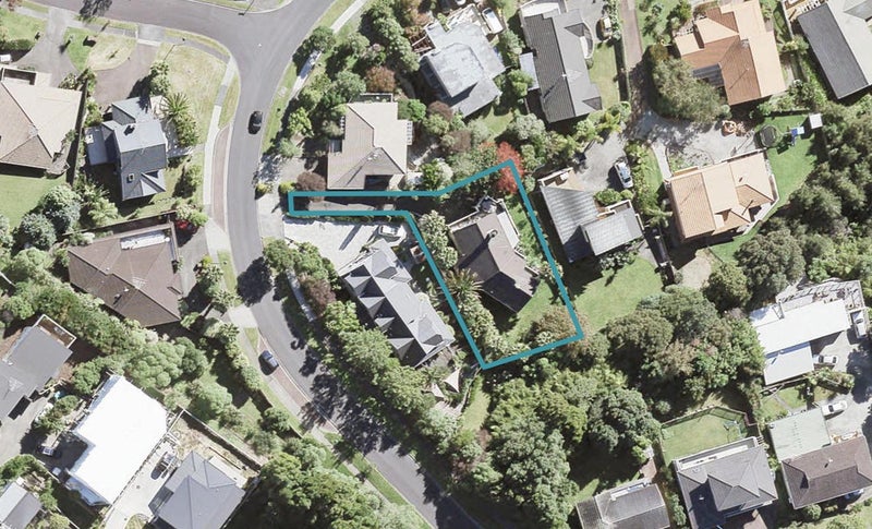 72 Kate Sheppard Avenue, Torbay, Auckland - Carousel 1