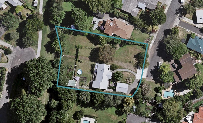 27 Cambridge Terrace, Taradale, Napier - Carousel 1
