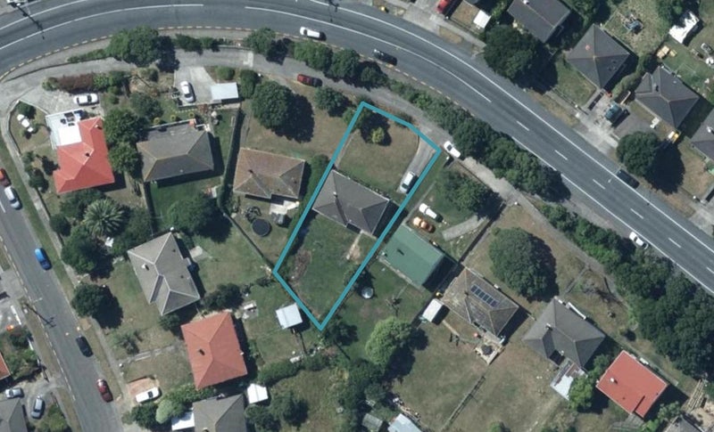 120 Champion Street, Cannons Creek, Porirua - Carousel 1