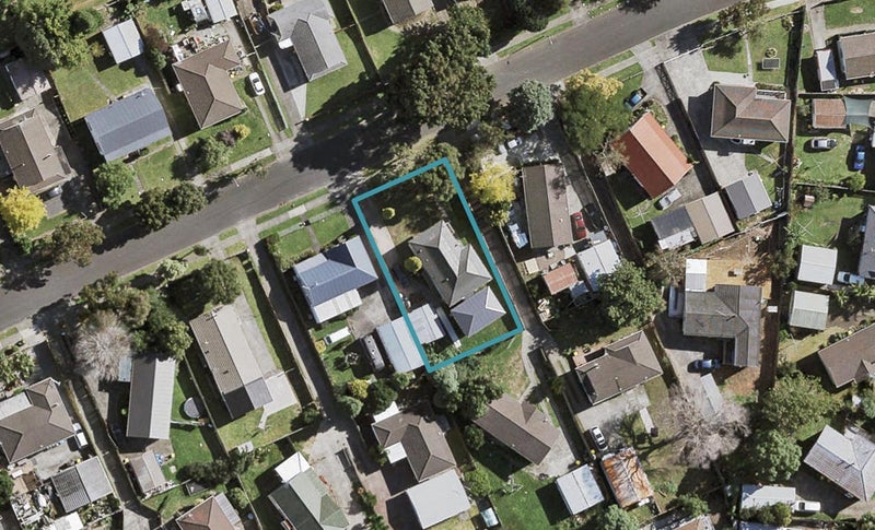 27 Balloch Street, Randwick Park, Auckland - Carousel 1