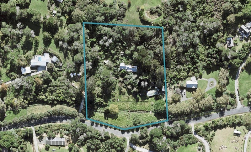 26 Hobbs Road, Matakatia, Whangaparaoa - Carousel 1