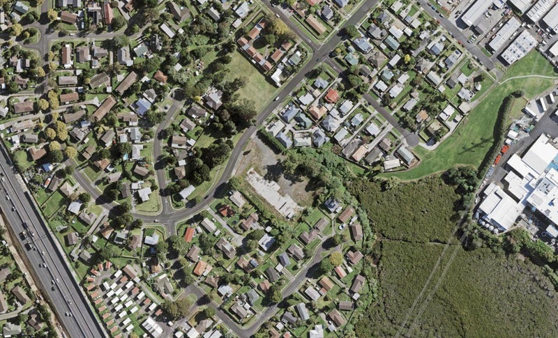 91D Kindergarten Drive, Conifer Grove, Takanini - Carousel 1