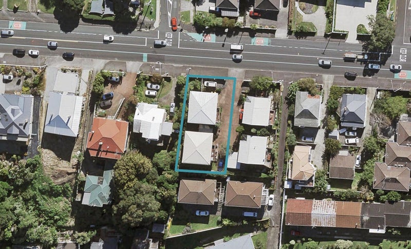 1/82 Onewa Road, Northcote Point, Auckland - Carousel 1