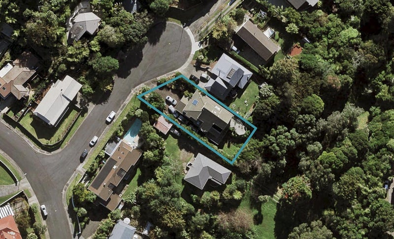 3 Tynor Place, Hillsborough, Auckland - Carousel 1