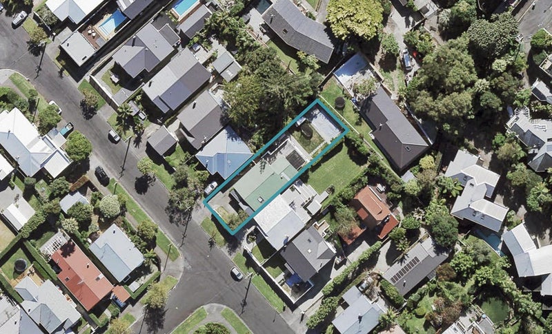 69 Warnock Street, Westmere, Auckland - Carousel 1