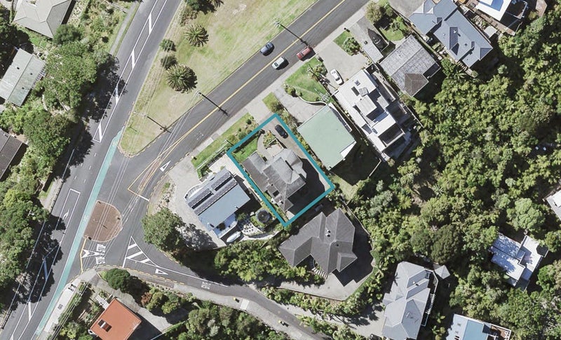 104 Knights Road, Rothesay Bay, Auckland - Carousel 1