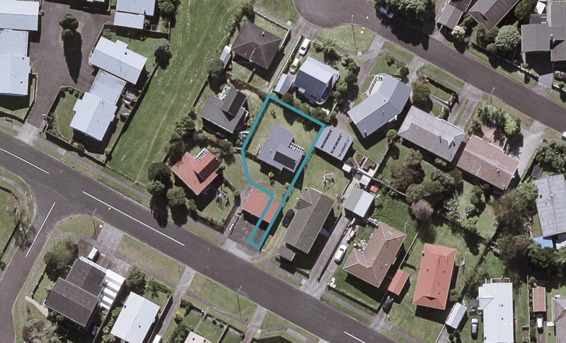 27B Kauri Street, Merrilands, New Plymouth - Carousel 1