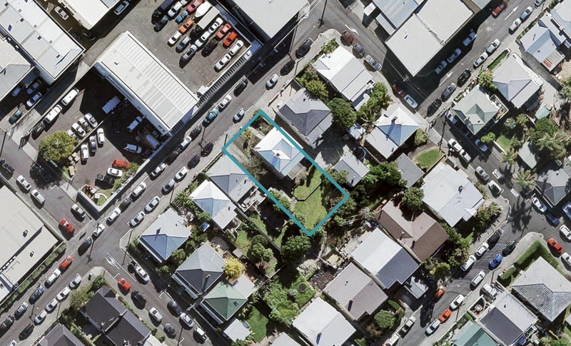 2/6 Dean Street, Grey Lynn, Auckland - Carousel 1