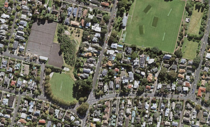 30 St Andrews Road, Epsom, Auckland - Carousel 1