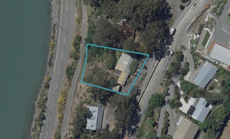 9 Cannon Hill Crescent, Mount Pleasant, Christchurch - Carousel 1