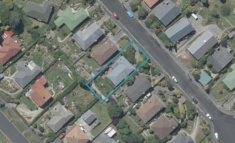 18 Truby King Crescent, Liberton, Dunedin - Carousel 1