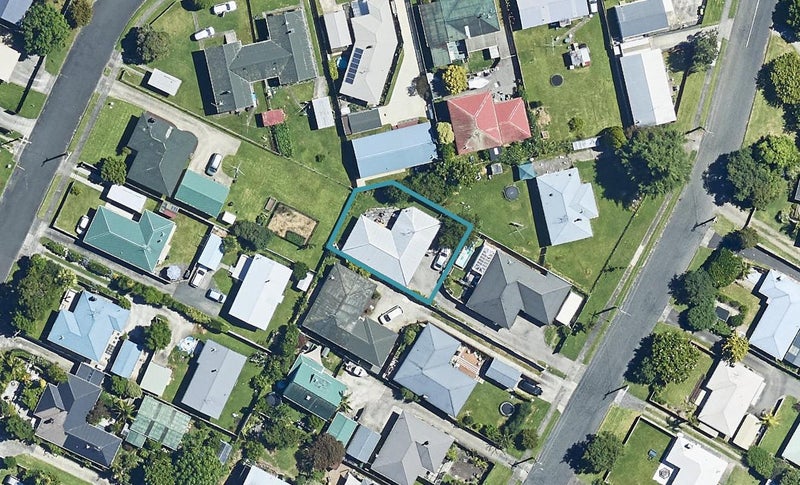 47B Hall Road, Matua, Tauranga - Carousel 1