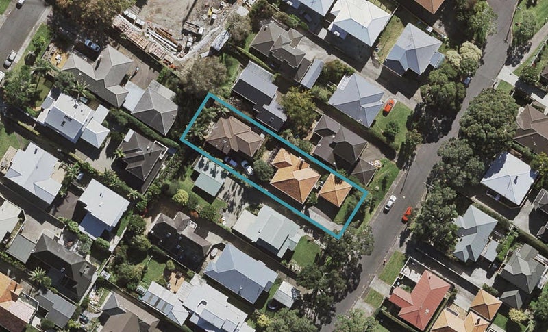 14A Irirangi Road, Greenlane, Auckland - Carousel 1