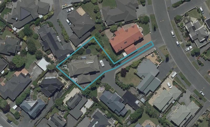 11 Chateau Drive, Burnside, Christchurch - Carousel 1