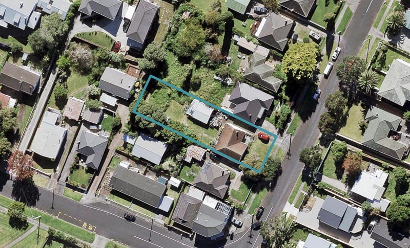 6 Queen Mary Avenue, New Lynn, Auckland - Carousel 1