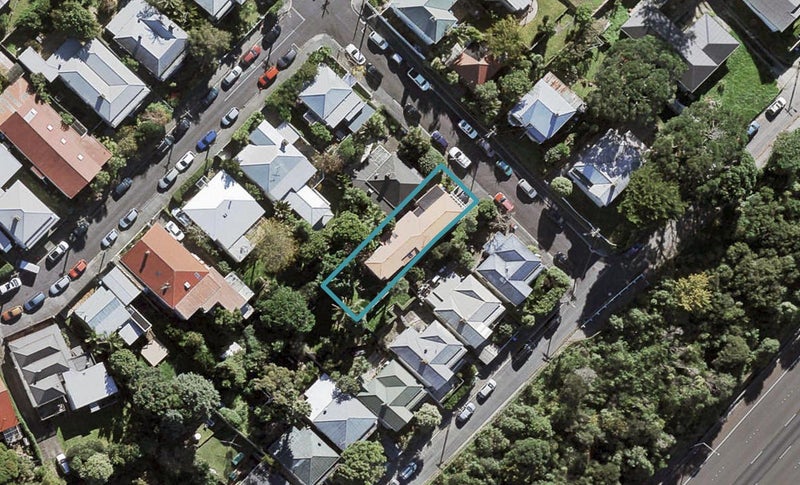 15 Potatau Street, Grey Lynn, Auckland - Carousel 1