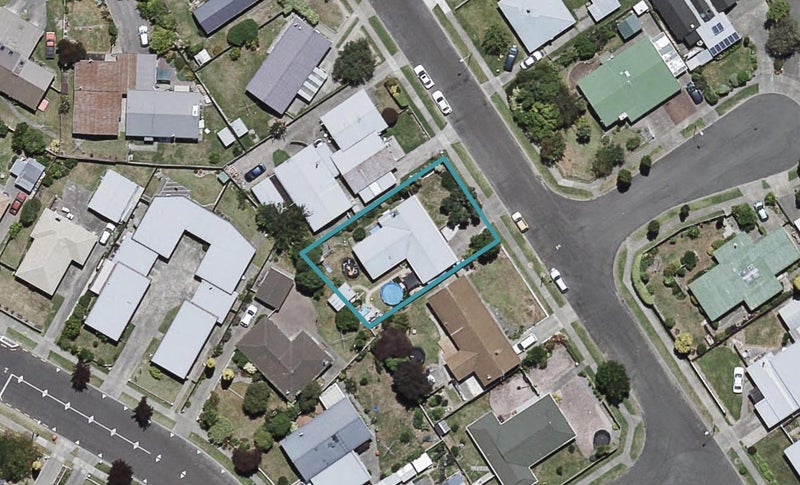 44 Wynyard Crescent, Tamatea, Napier - Carousel 1