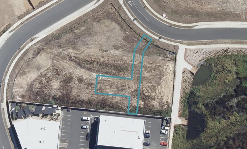 51 McCorquindale Drive, Flagstaff, Hamilton - Carousel 1