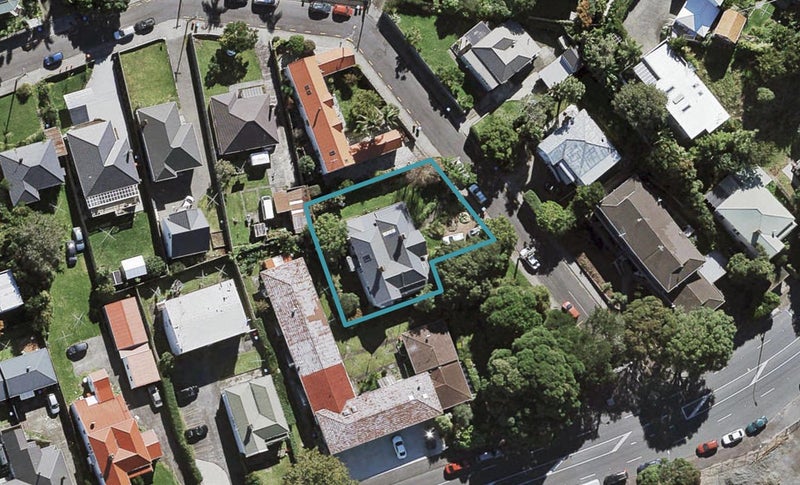 2 Wolseley Street, Morningside, Auckland - Carousel 1