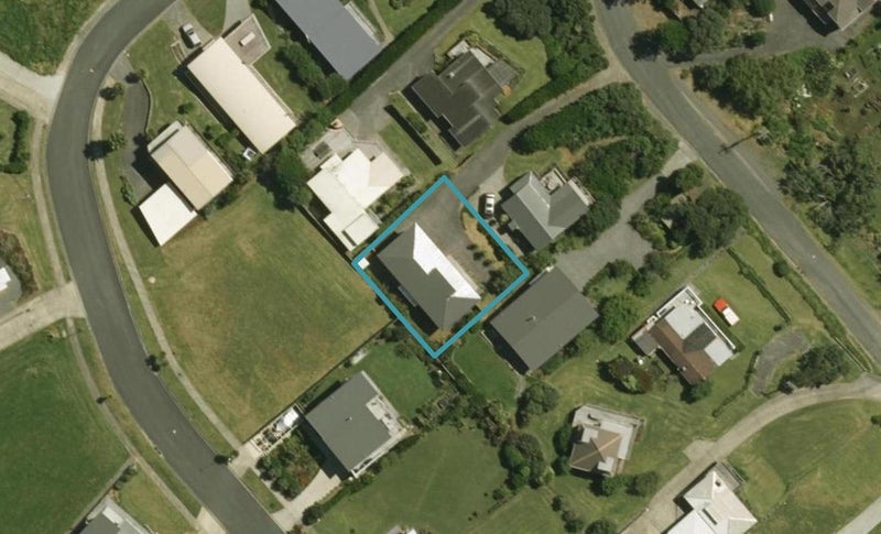 10B Wairahi Road, Langs Beach, Waipu - Carousel 1