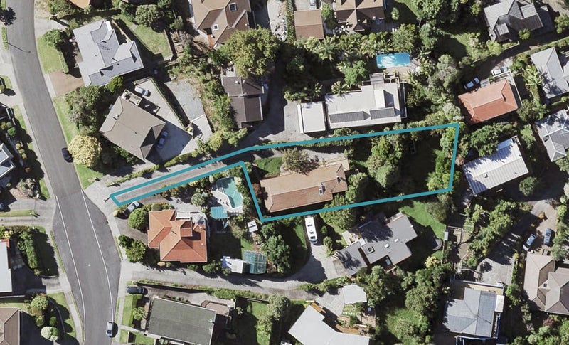 59 Haseler Crescent, Howick, Auckland - Carousel 1