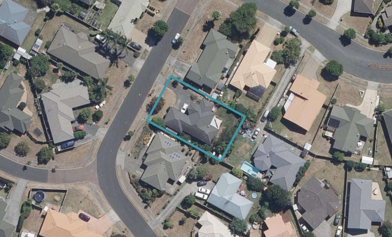 3 Mangakoea Place, St Andrews, Hamilton - Carousel 1